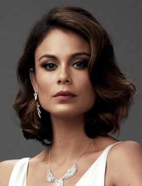 Nathalie Kelley